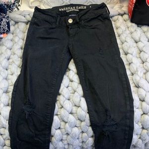 Black american eagle jeans (ripped)